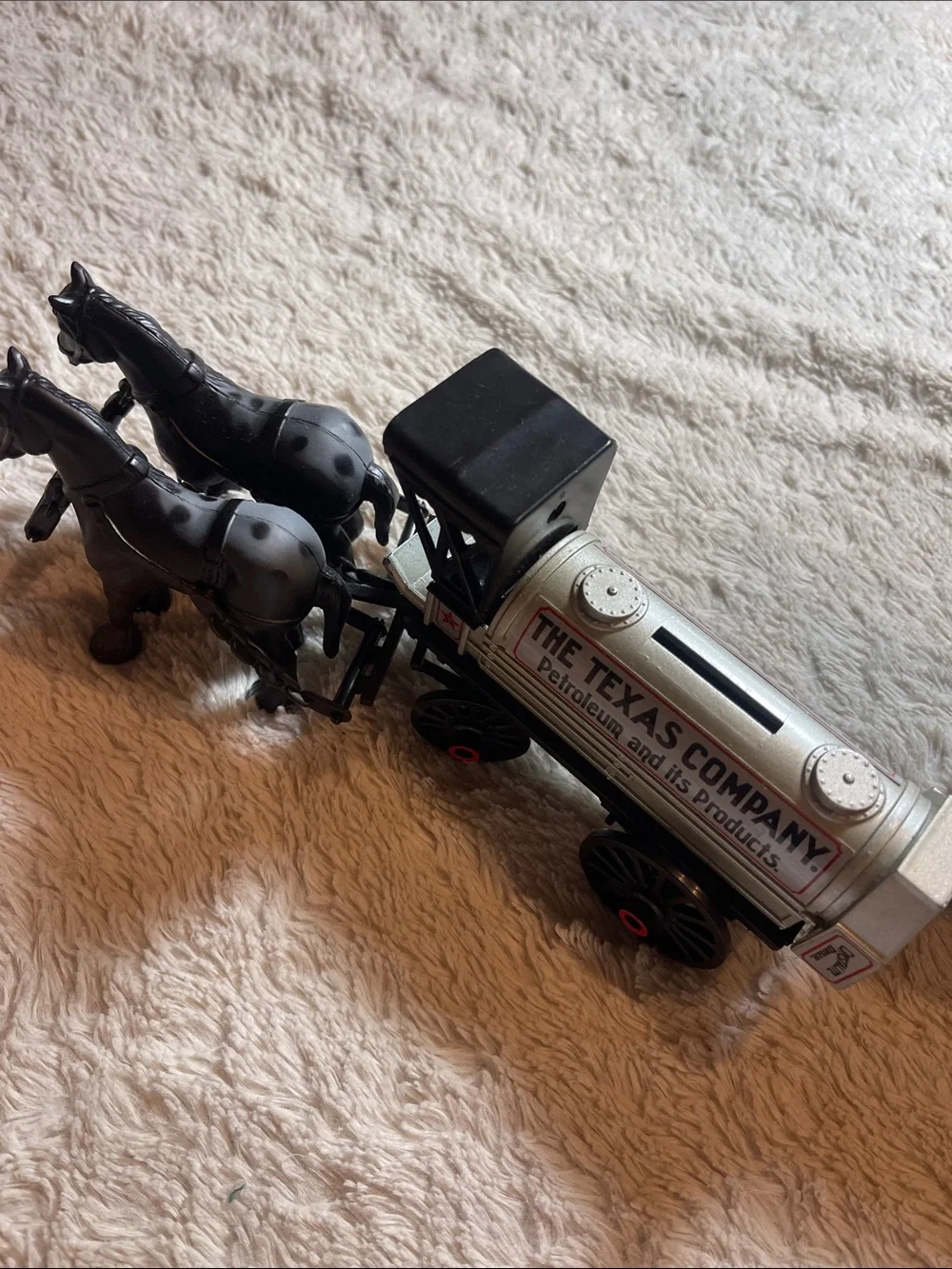 Horse & Tanker Die-Cast Toy - texaco 1991